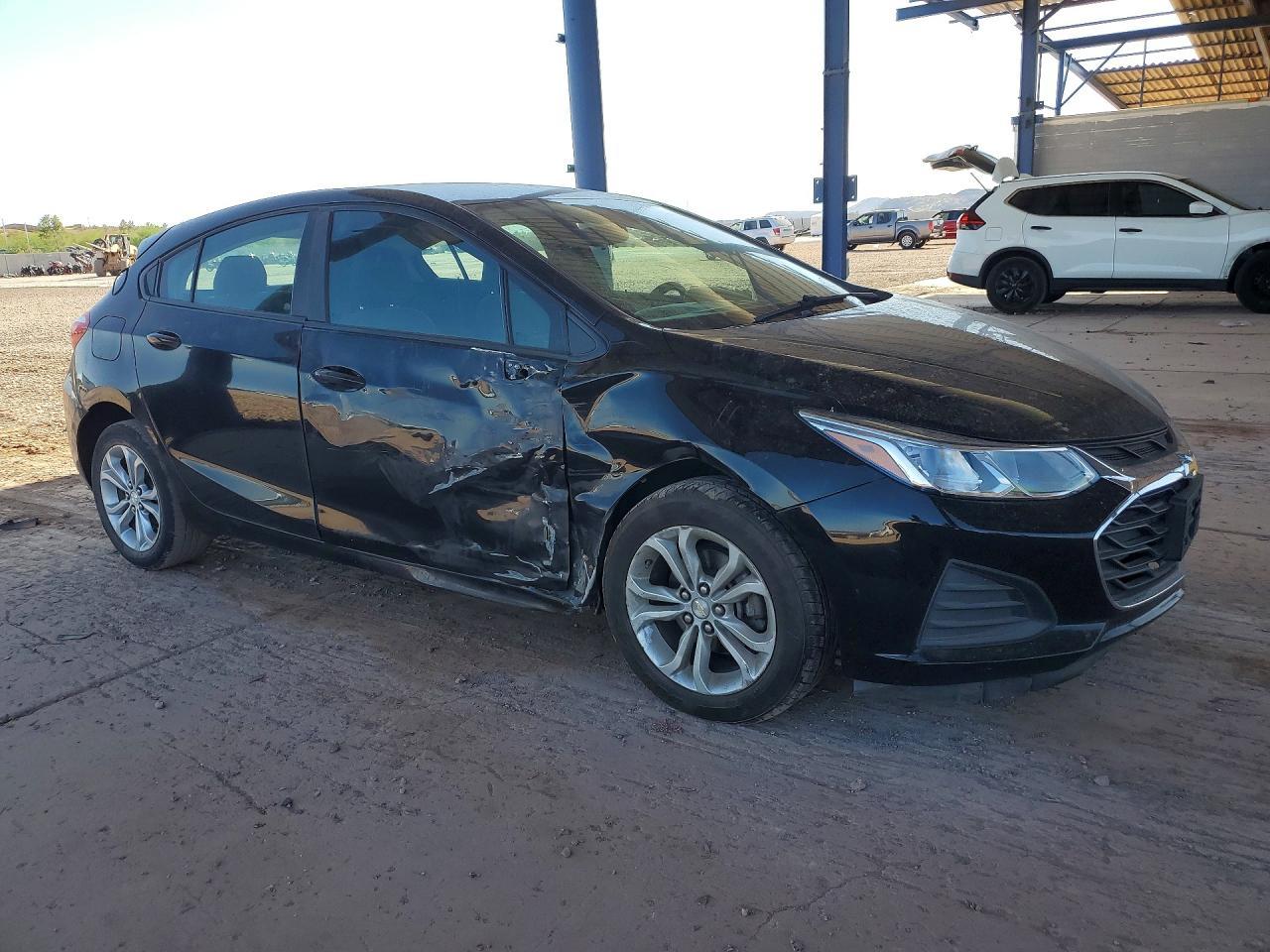 2019 Chevrolet Cruze Ls - Фото 4