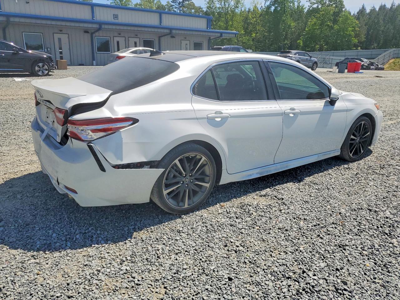2020 Toyota Camry - Image 3