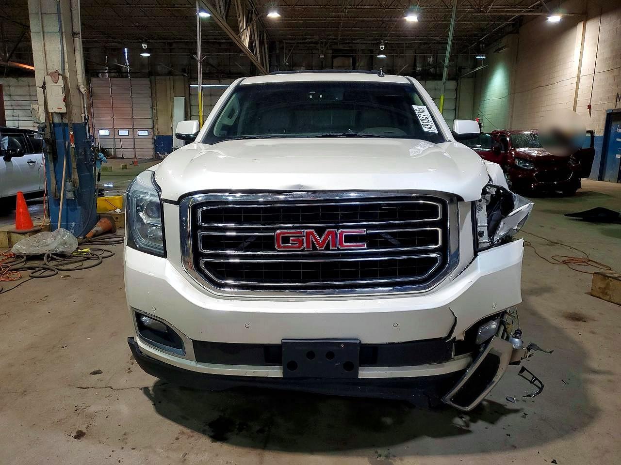 2015 GMC Yukon Xl K1500 Slt - Image 5