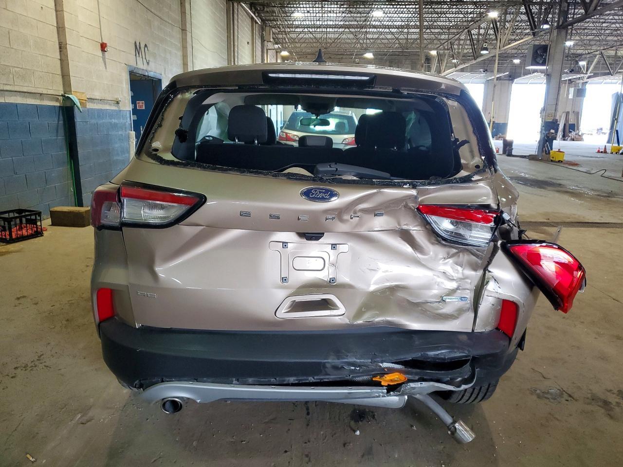 2020 Ford Escape Se - Image 6