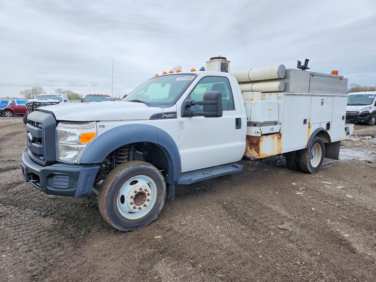 2013 Ford F450 Super Duty Bucket Truck - Фото 3