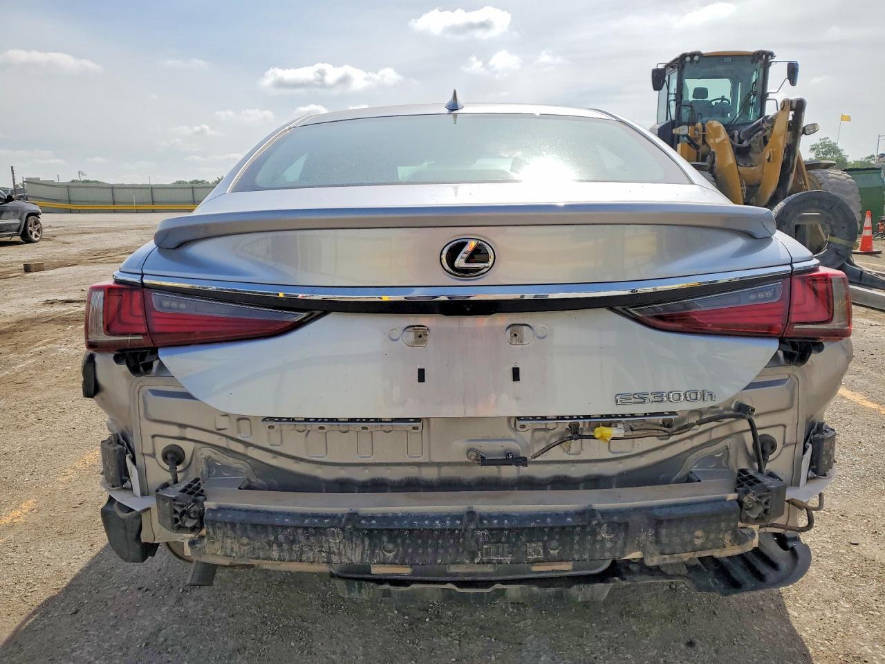 2024 Lexus Es 300H Base - Image 6