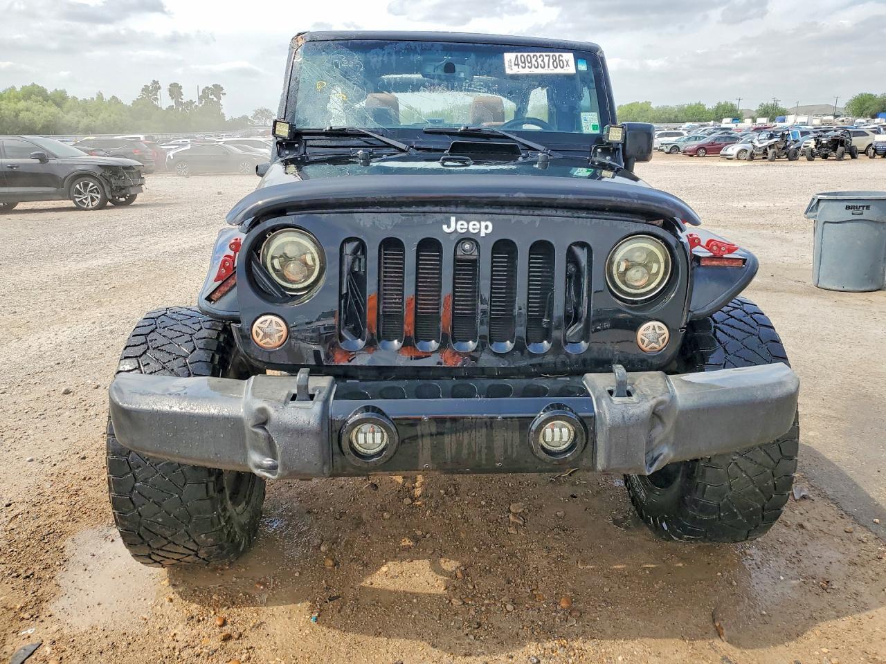2015 Jeep Wrangler Unlimited Rubicon - Image 5