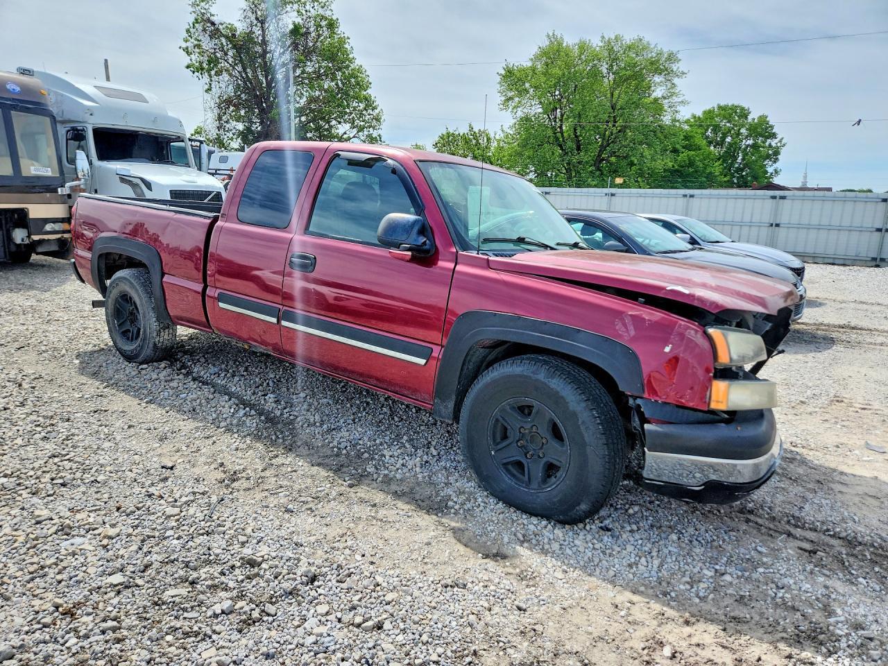 2004 Chevrolet Silverado C1500 - Фото 4