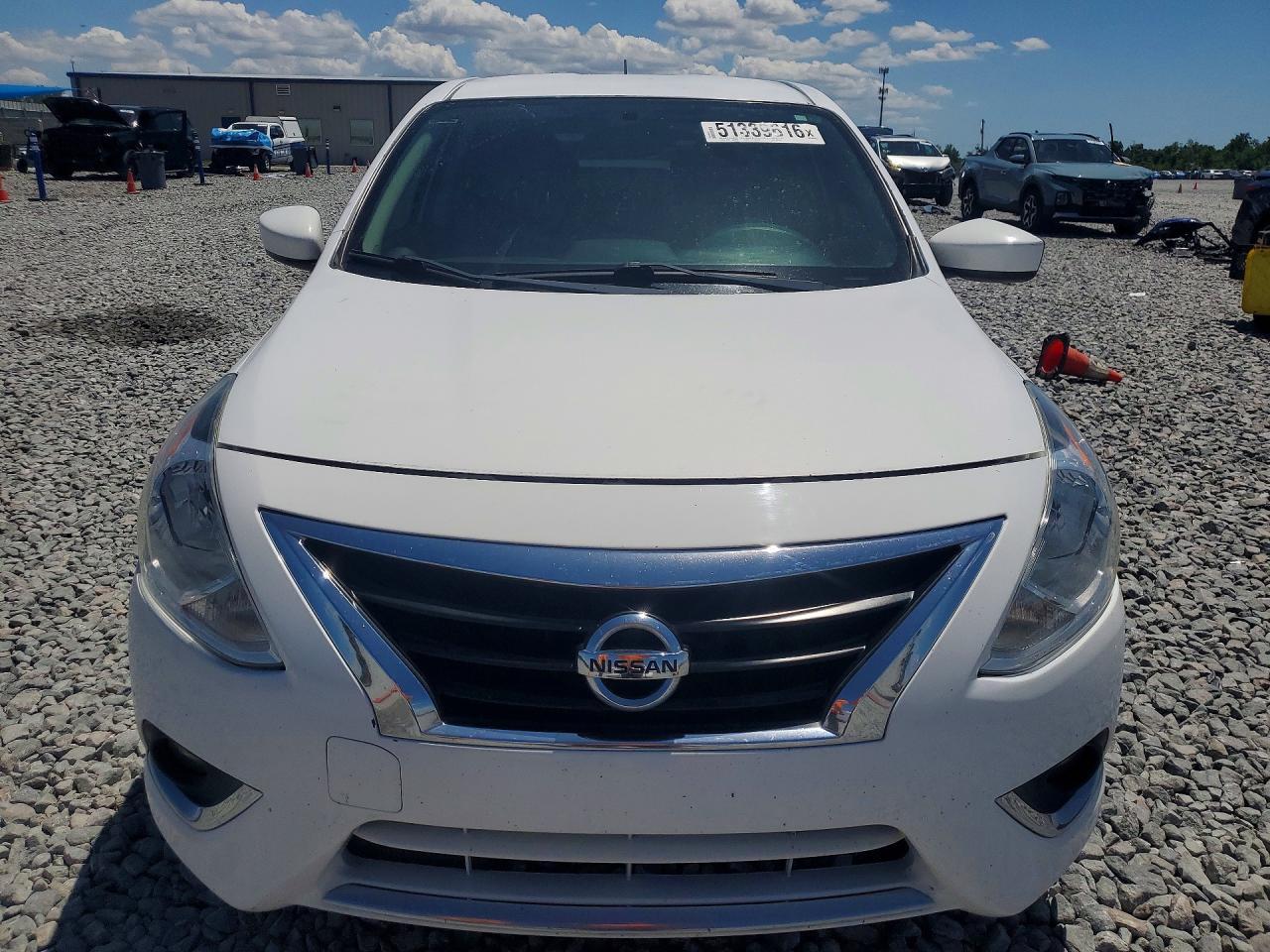 2018 Nissan Versa Sv - Фото 5