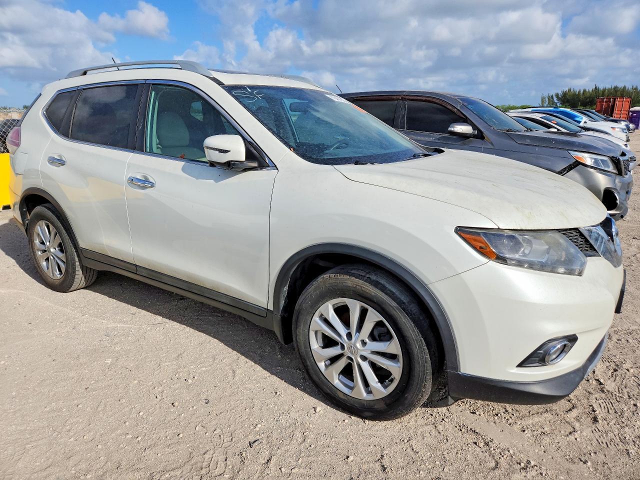2016 Nissan Rogue Sl - Image 4
