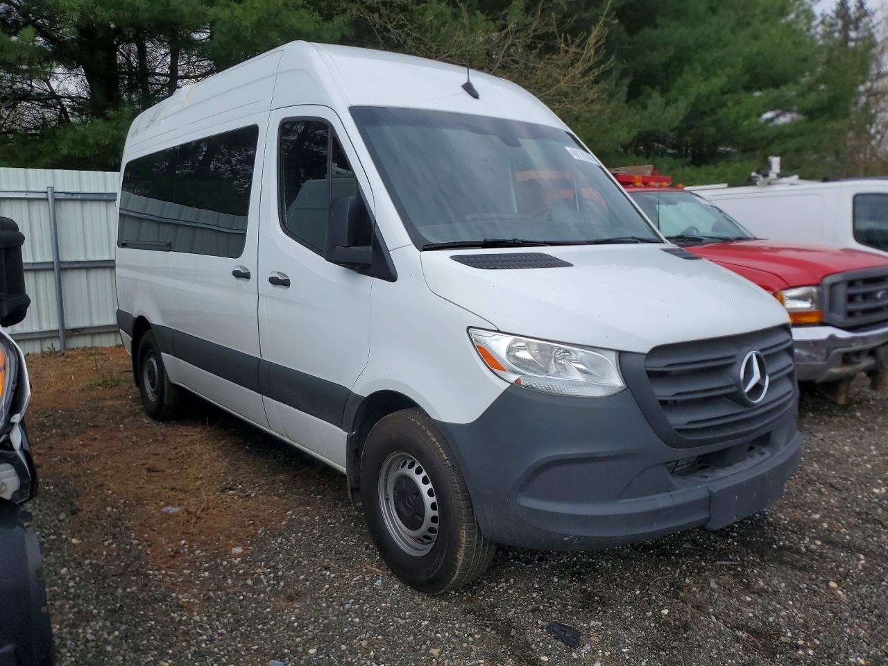 2024 Mercedes Benz Sprinter 2500 - Фото 4