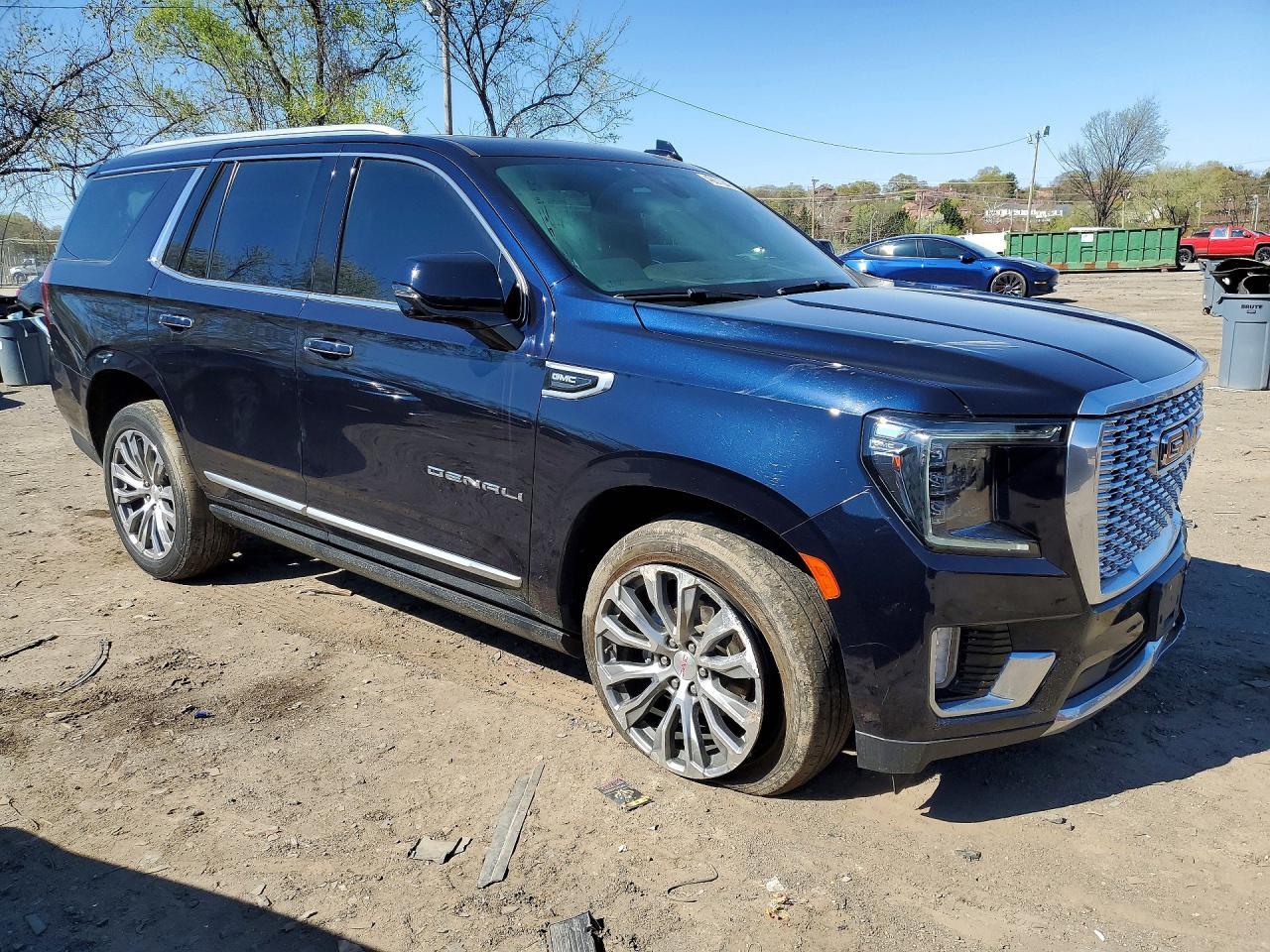 2021 GMC Yukon Denali - Фото 4