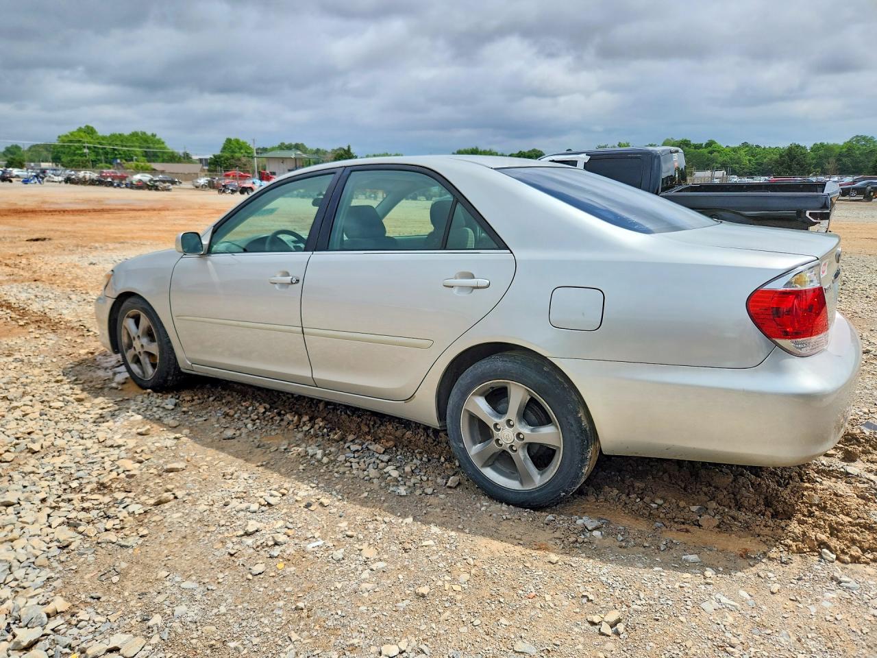 2005 Toyota Camry Automatic - Image 2