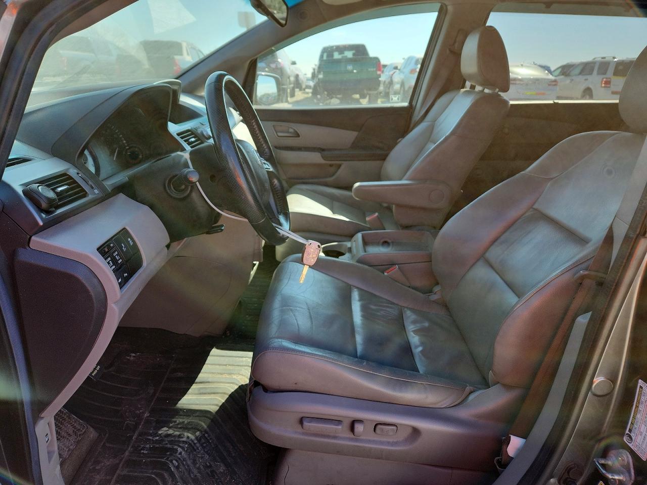 2012 Honda Odyssey Touring - Image 7