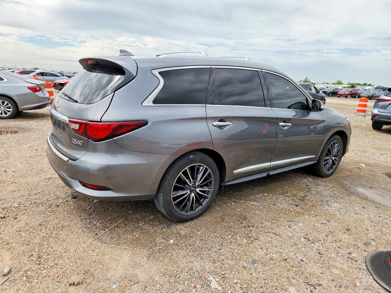 2019 Infiniti Qx60 Luxe - Image 3