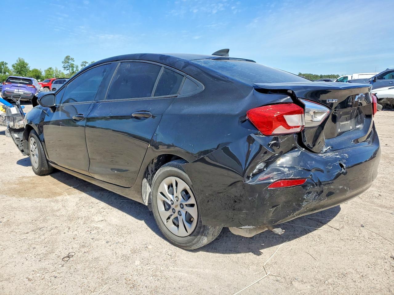2019 Chevrolet Cruze Ls - Фото 2