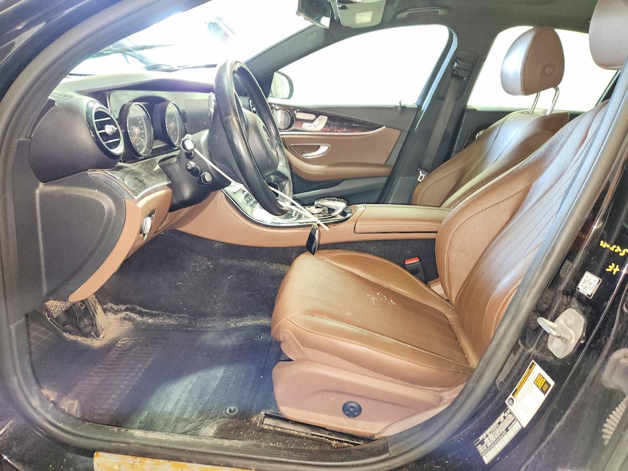 2017 Mercedes-Benz E 300 4Matic - Image 7