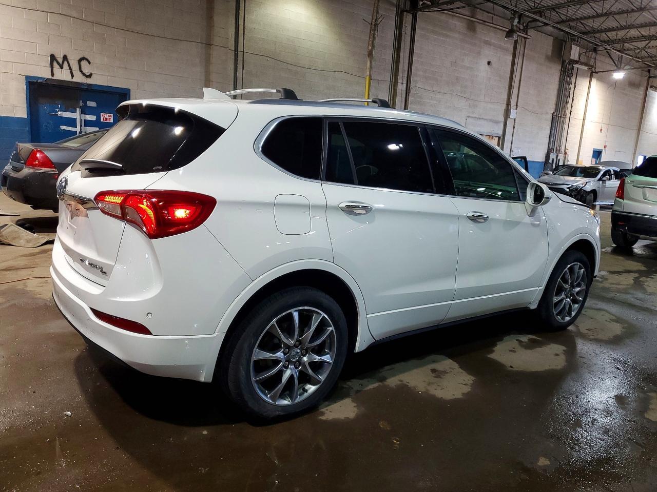2020 Buick Envision Essence - Фото 3