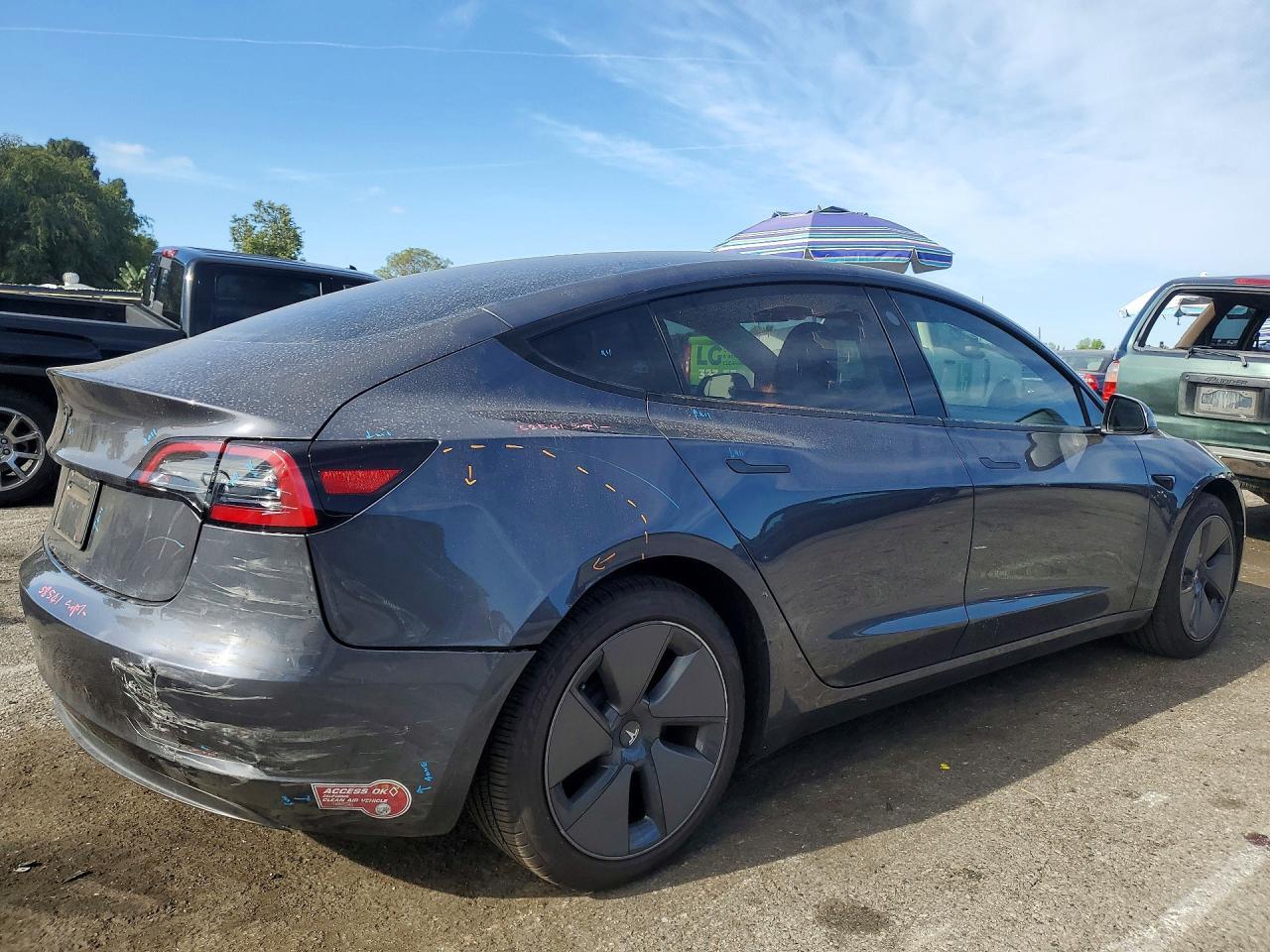 2023 Tesla Model 3 - Image 3