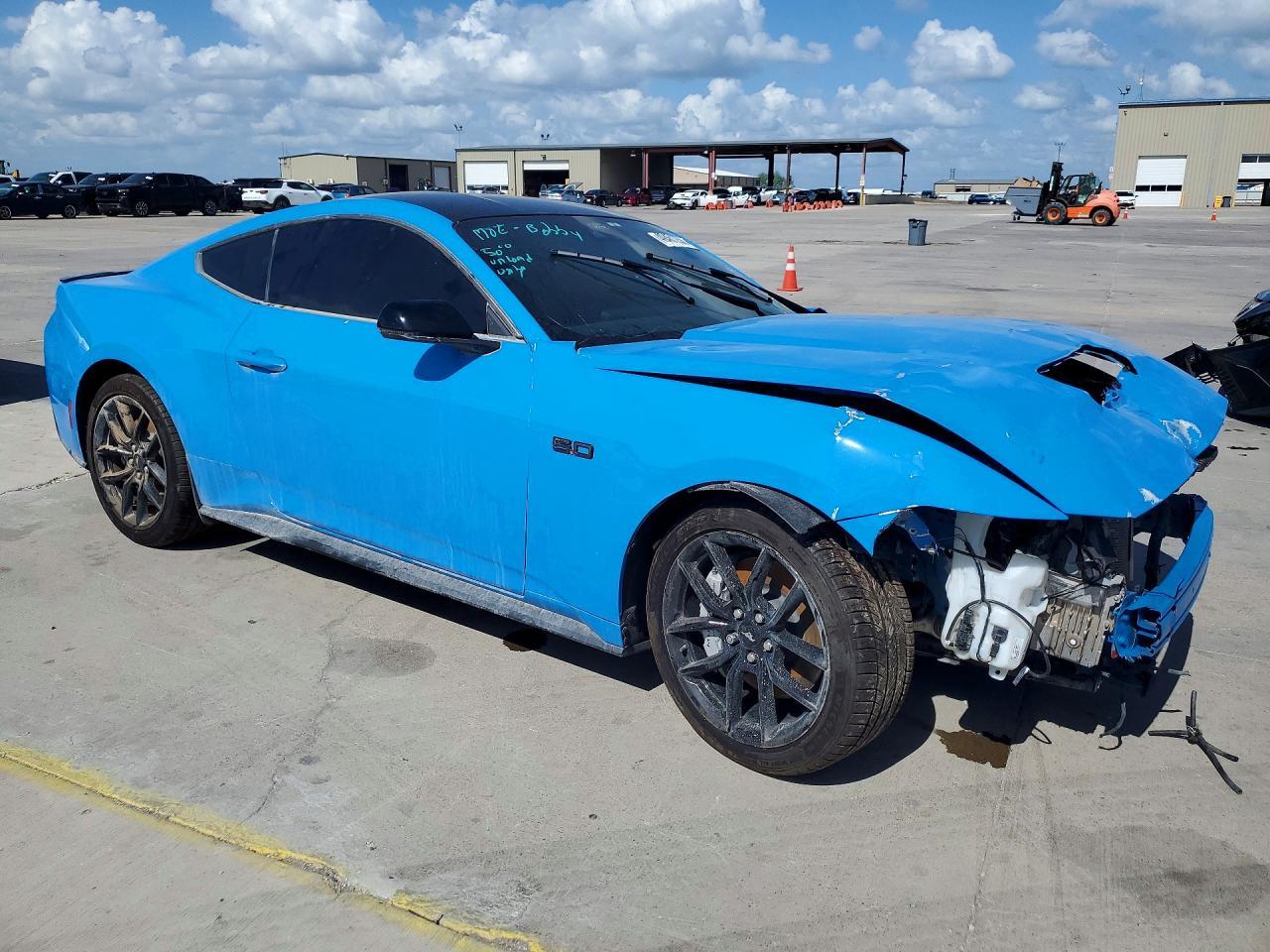 2024 Ford Mustang Gt - Image 4