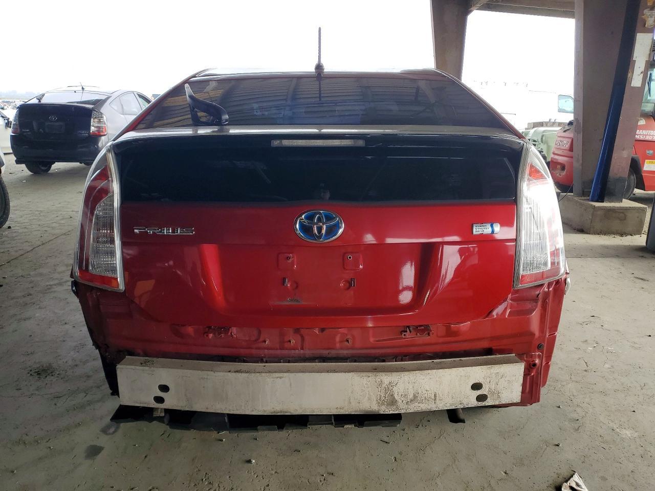 2012 Toyota Prius Two - Фото 6