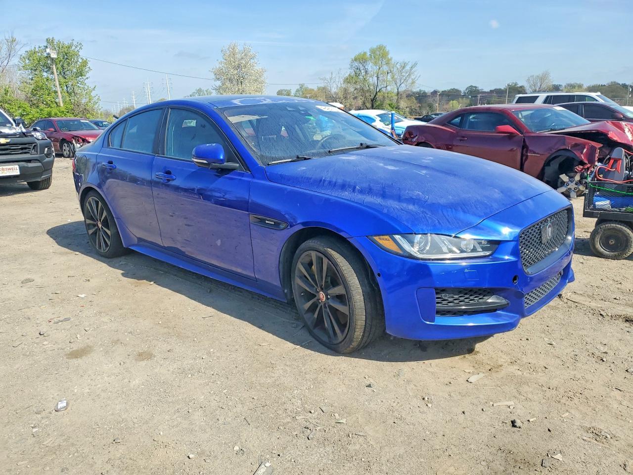 2017 Jaguar Xe R - Sport - Фото 4