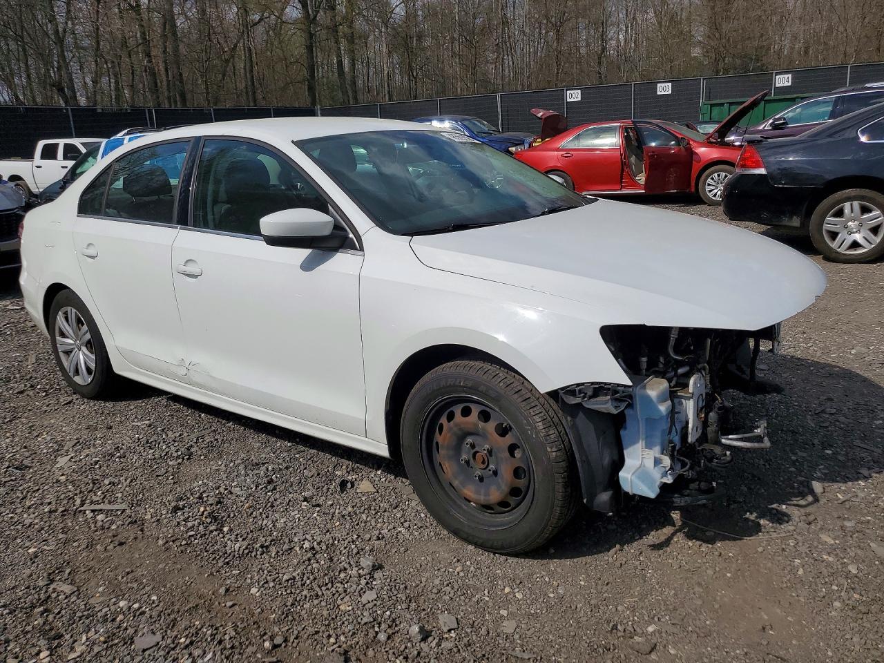 2017 Volkswagen Jetta S - Фото 4