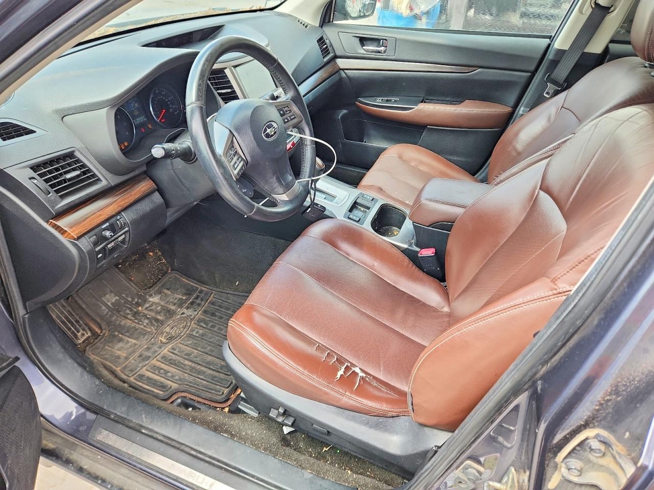 2014 Subaru Outback 2.5I Limited - Image 7