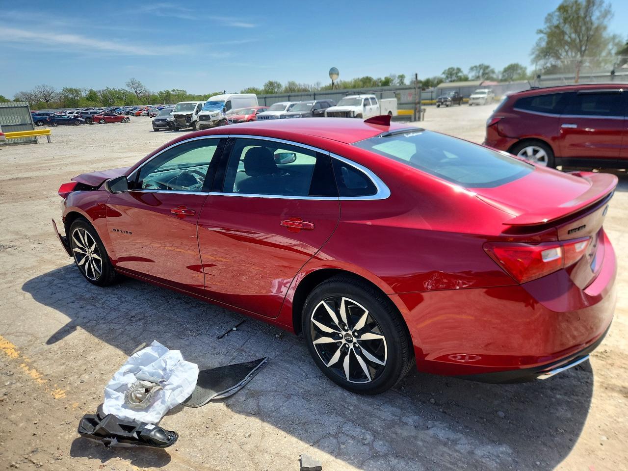 2024 Chevrolet Malibu Rs - Image 2