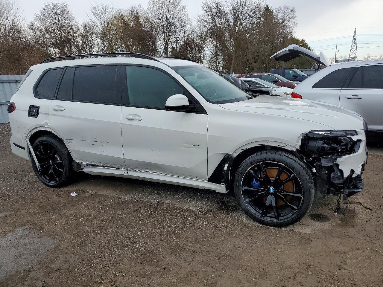 2025 BMW X7 xDrive40I - Фото 4