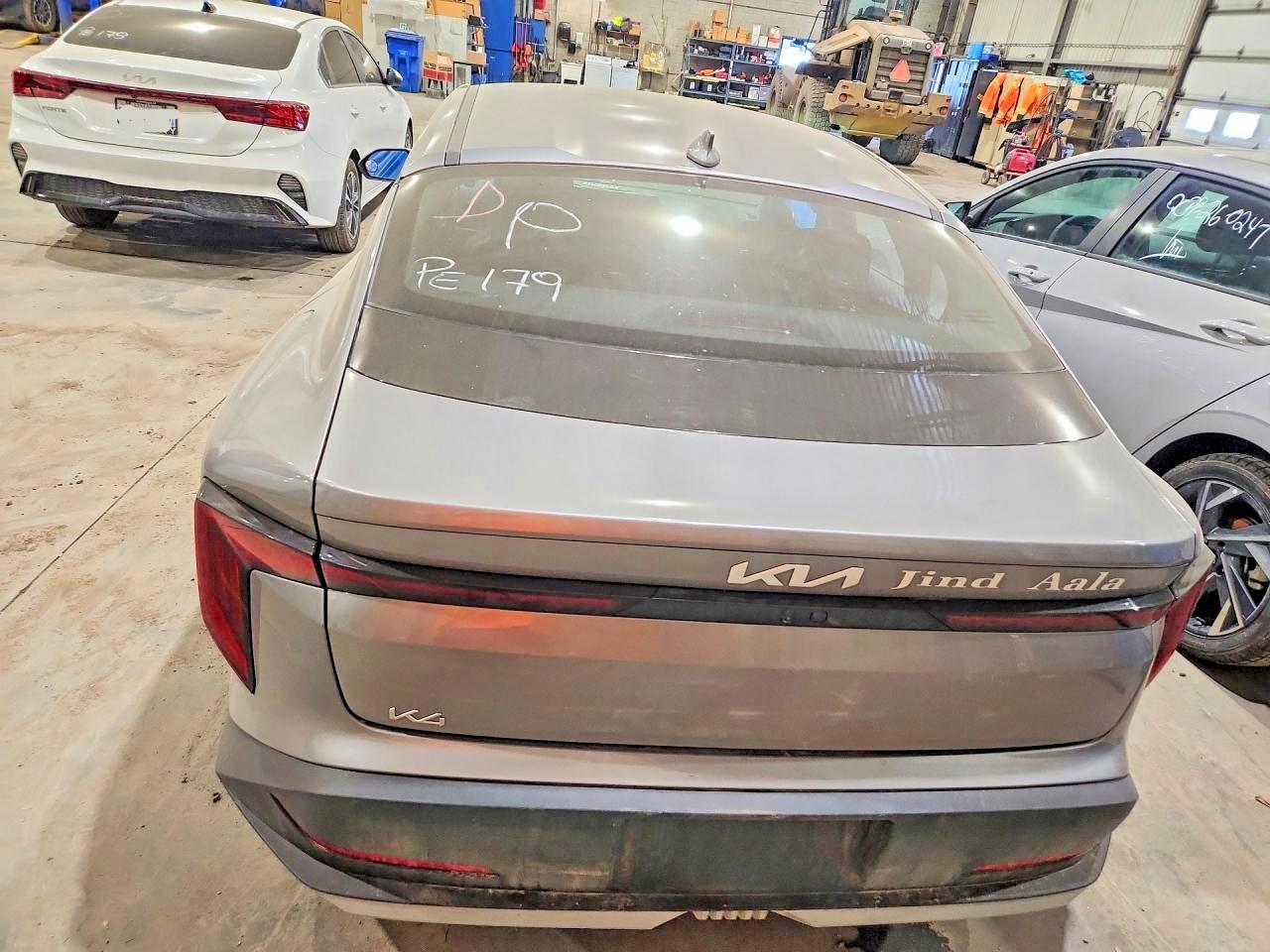2025 Kia K4 Lx - Фото 6