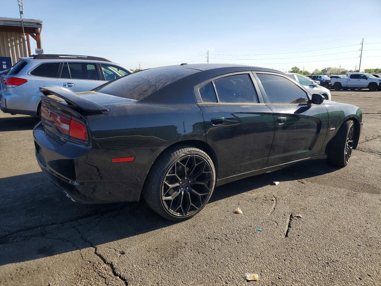 2013 Dodge Charger R - Image 3