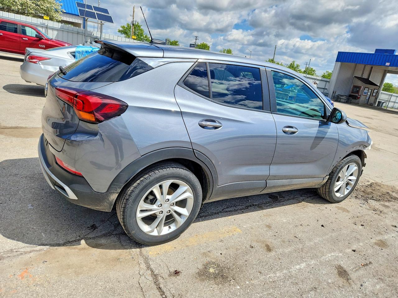 2022 Buick Encore Gx Preferred - Image 3