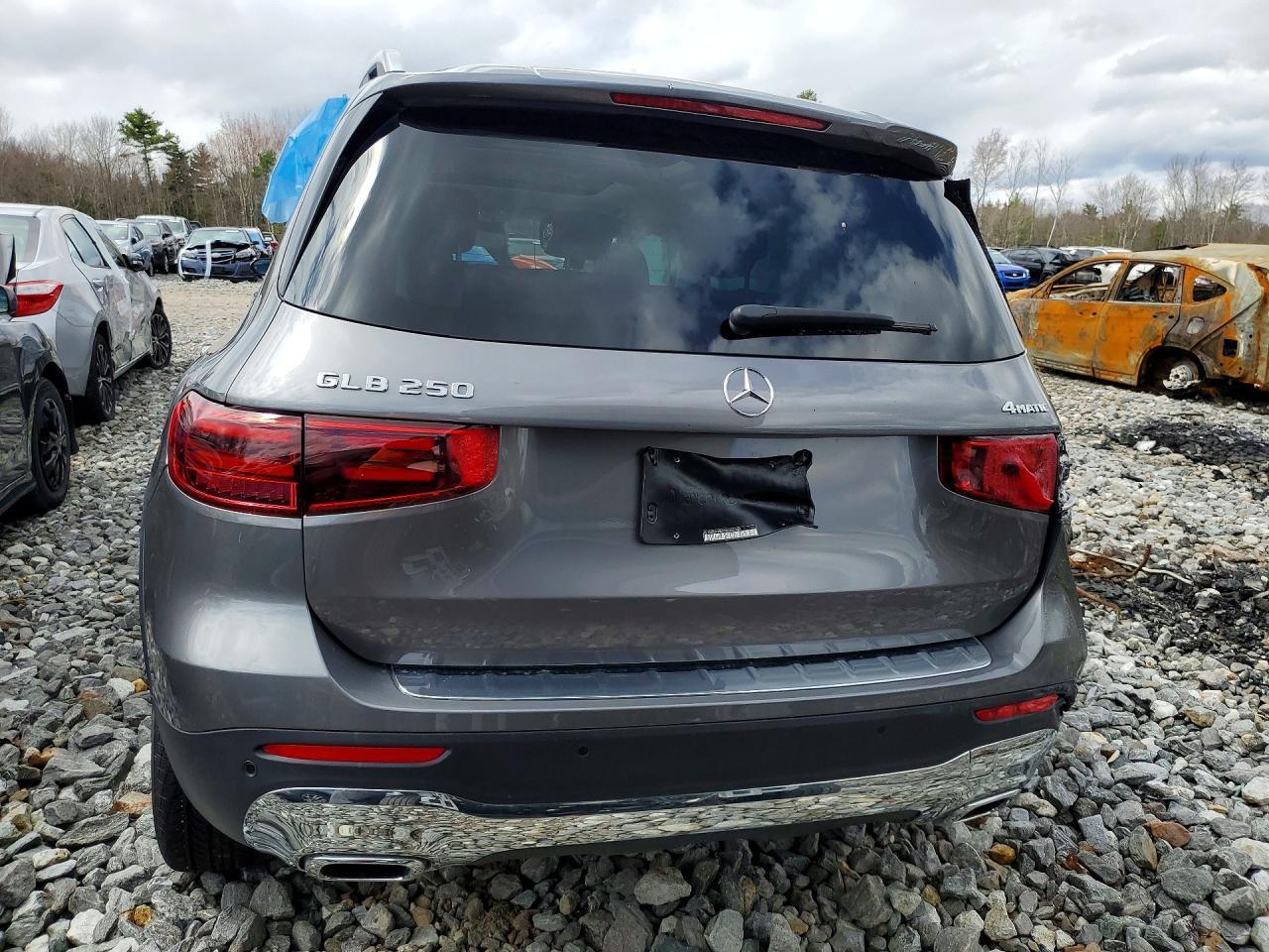 2026 Mercedes-Benz Glb 250 4Matic - Image 6
