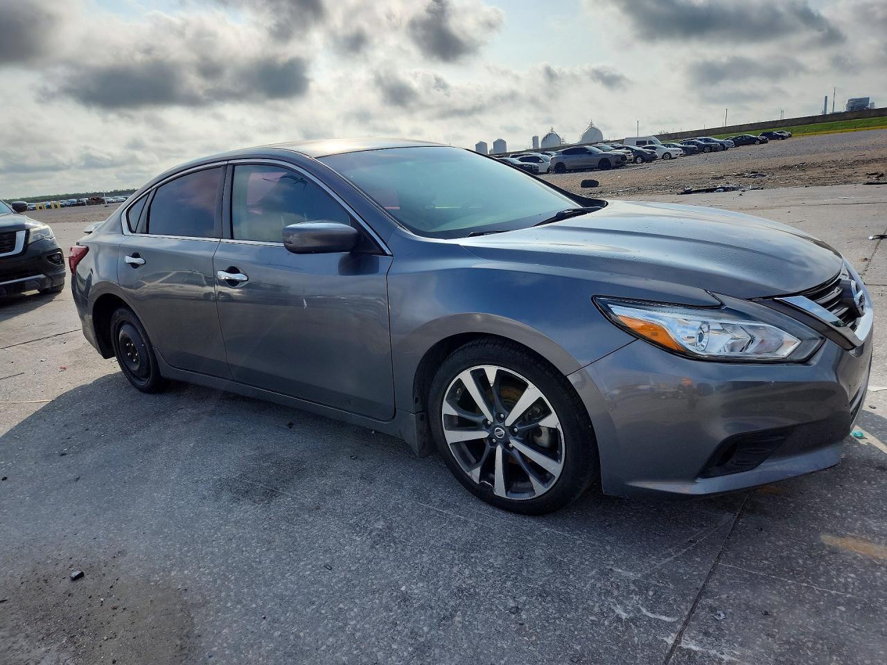 2017 Nissan Altima 2.5 - Фото 4