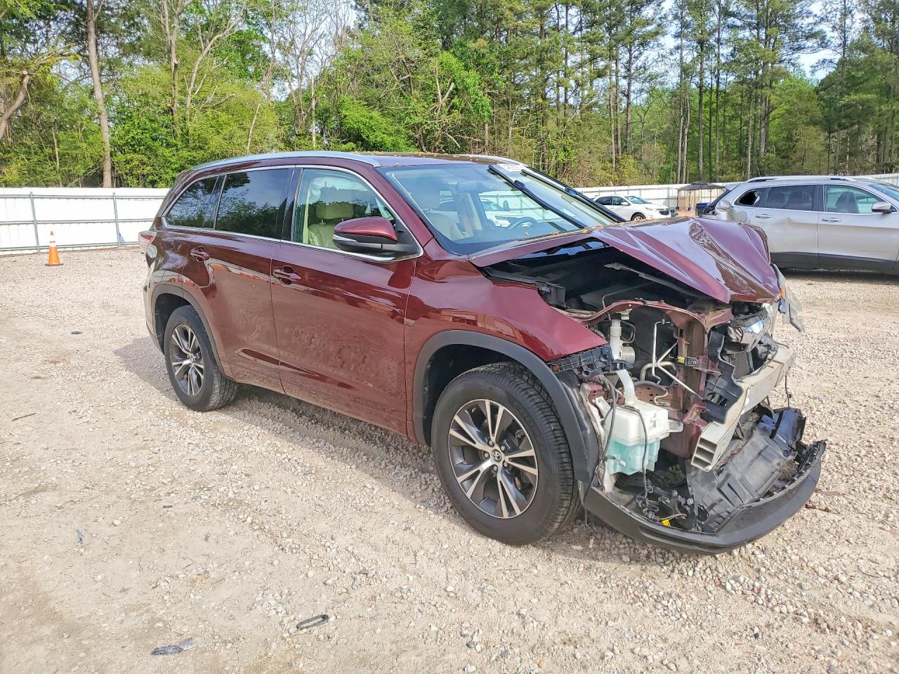 2016 Toyota Highlander Xle - Image 4