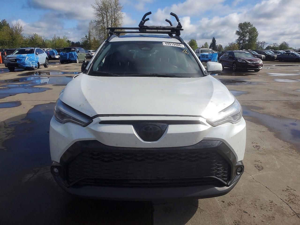 2024 Toyota Corolla Cross Hybrid Xse - Image 5