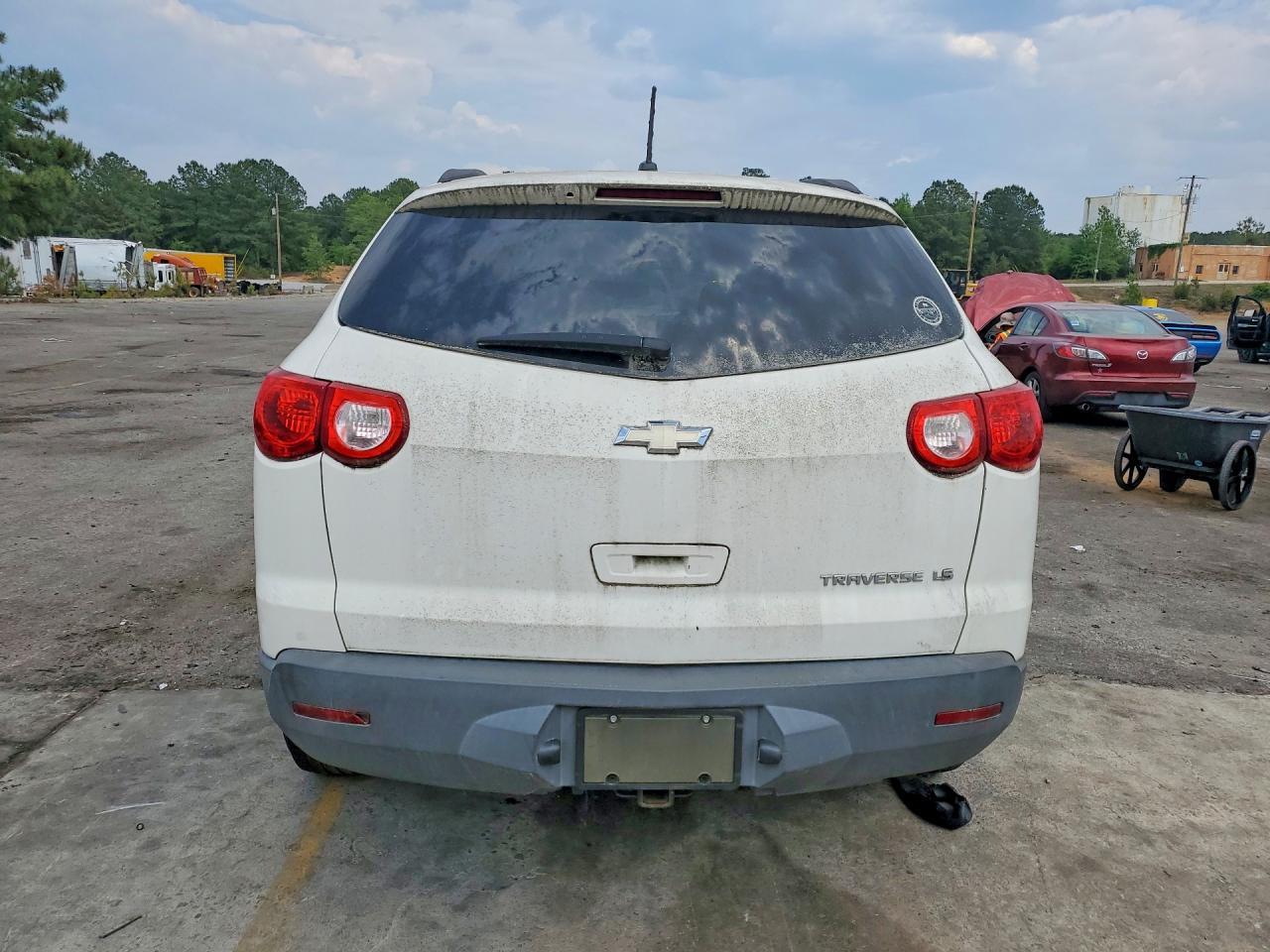 2011 Chevrolet Traverse Ls - Фото 6