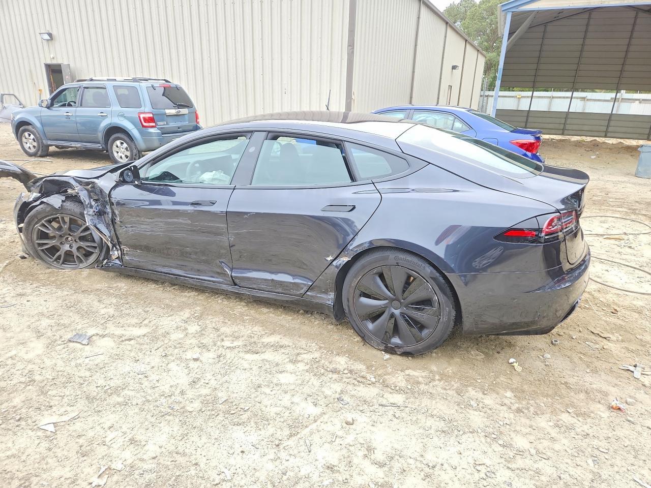 2024 Tesla Model S - Фото 2