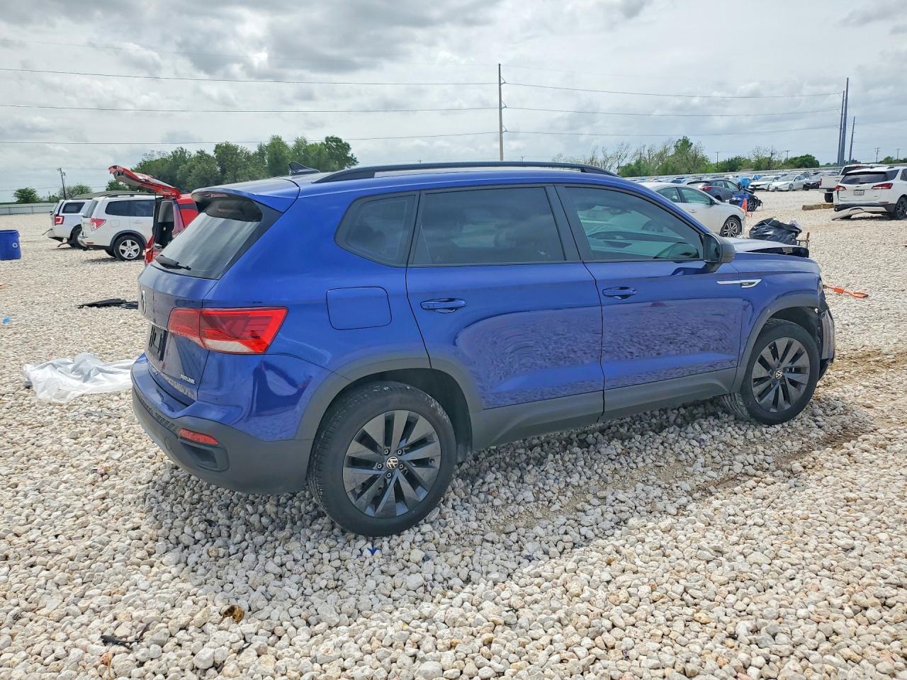 2023 Volkswagen Taos S - Image 3