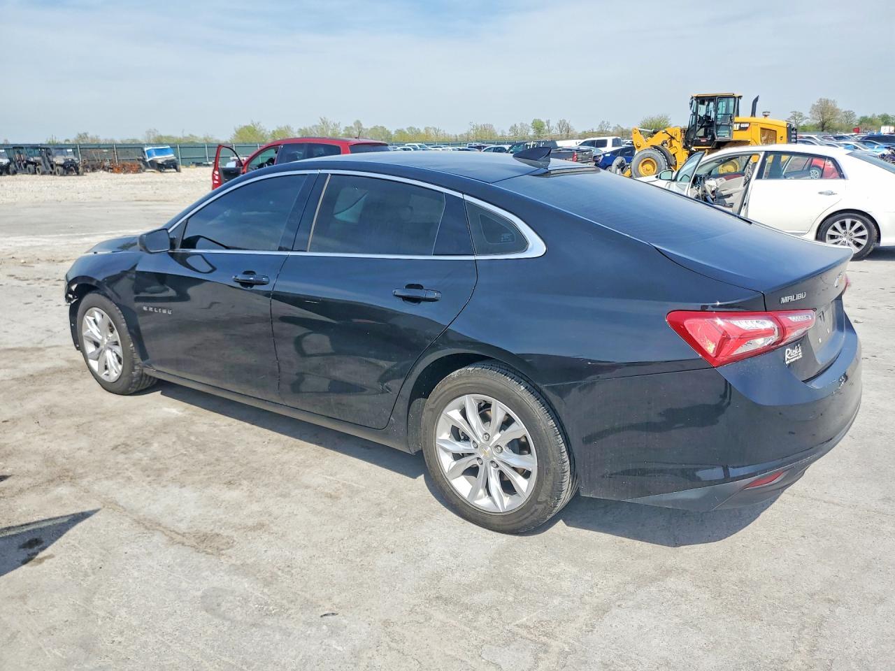 2022 Chevrolet Malibu Lt - Фото 2