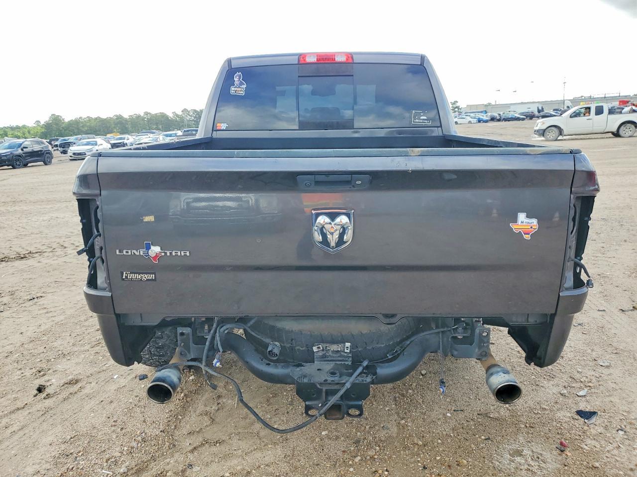 2016 Ram 1500 Slt - Image 6