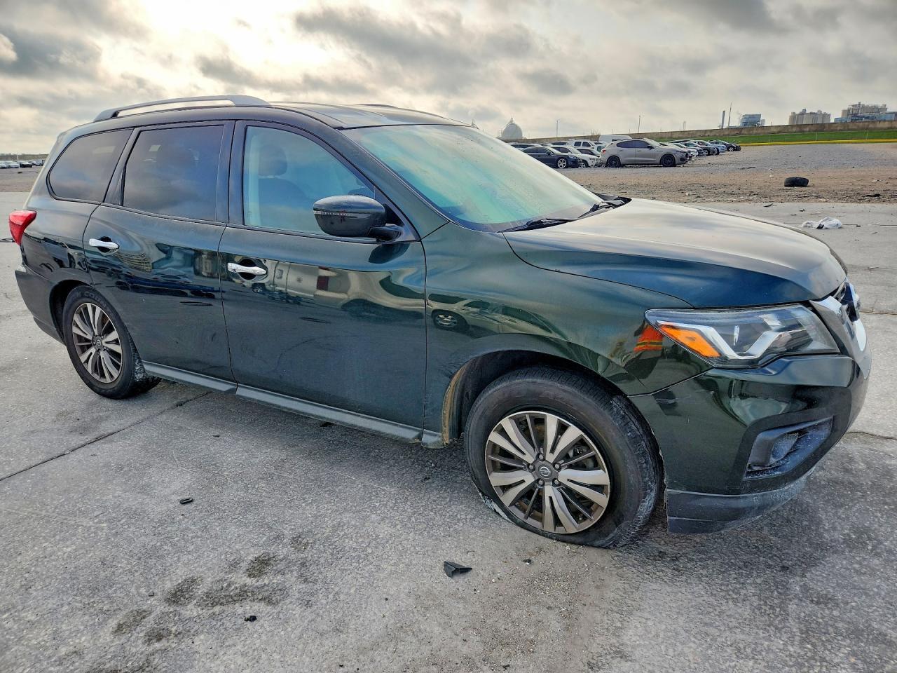 2020 Nissan Pathfinder Sv - Image 4