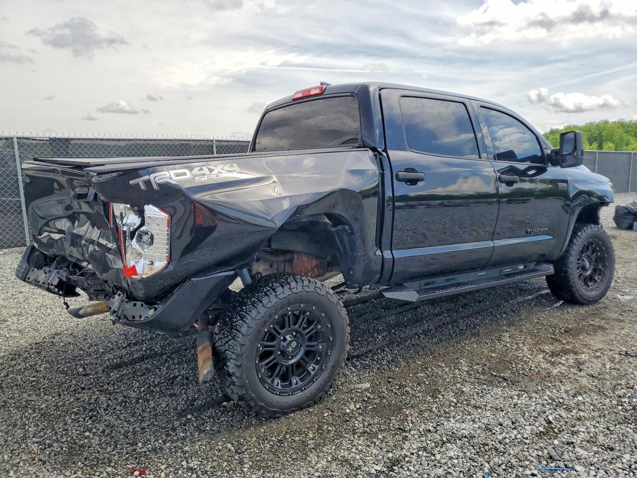 2020 Toyota Tundra Sr5 - Фото 3