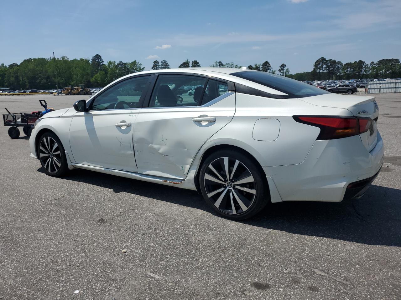 2020 Nissan Altima Sr - Image 2