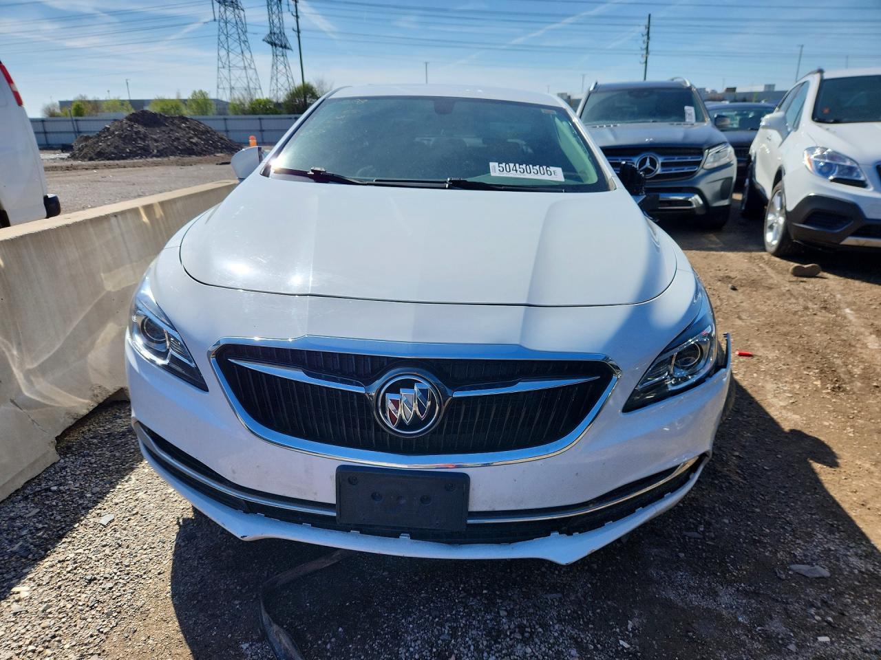 2017 Buick Lacrosse Preferred - Image 5