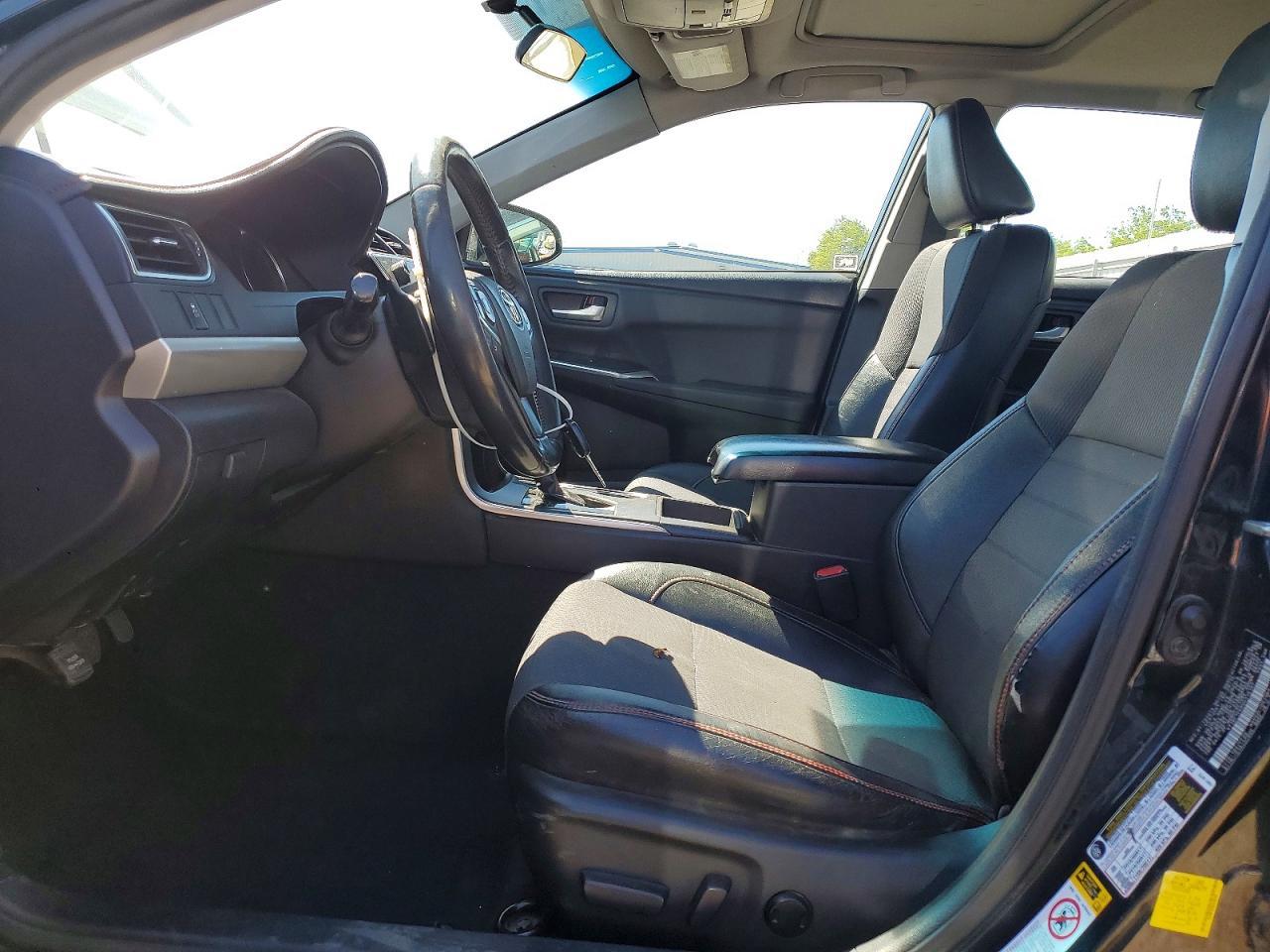 2017 Toyota Camry Se - Фото 7