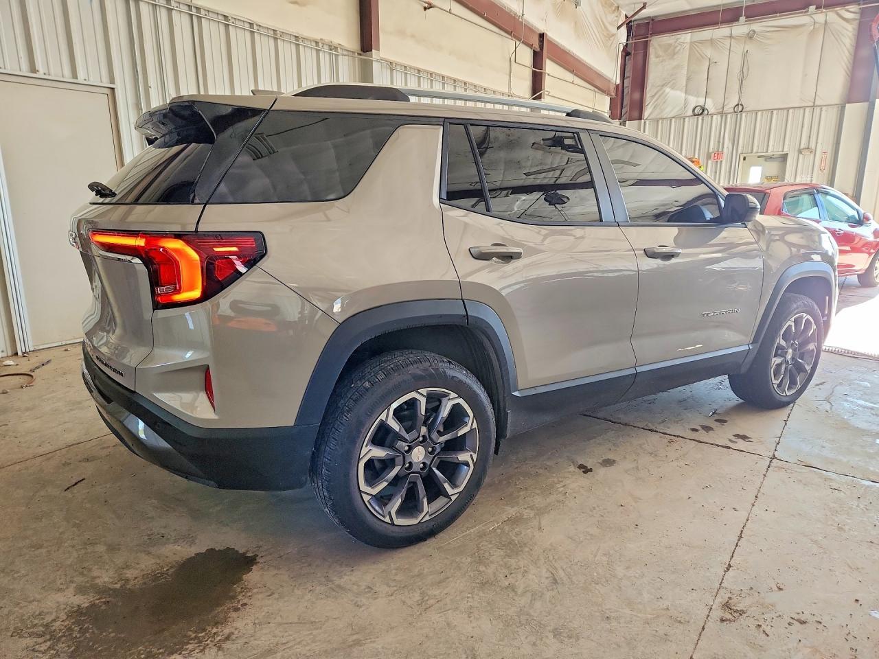 2026 GMC Terrain Elevation - Фото 3