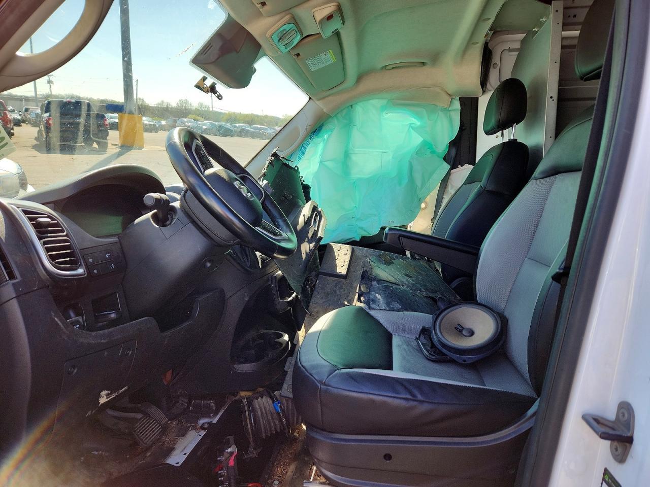 2024 Ram Promaster 2500 Delivery Van - Image 7