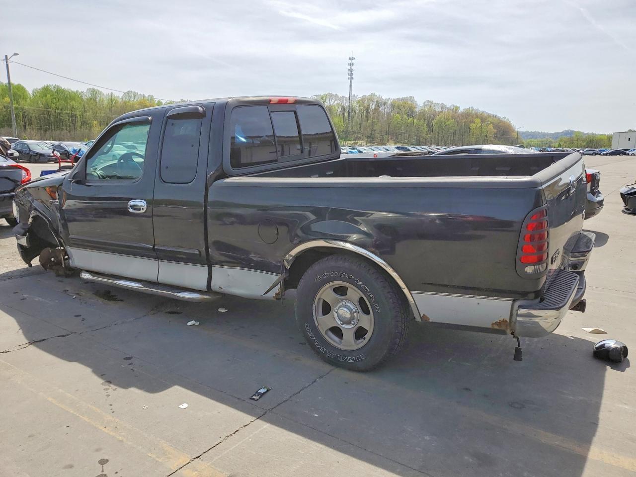 2002 Ford F150 - Фото 2
