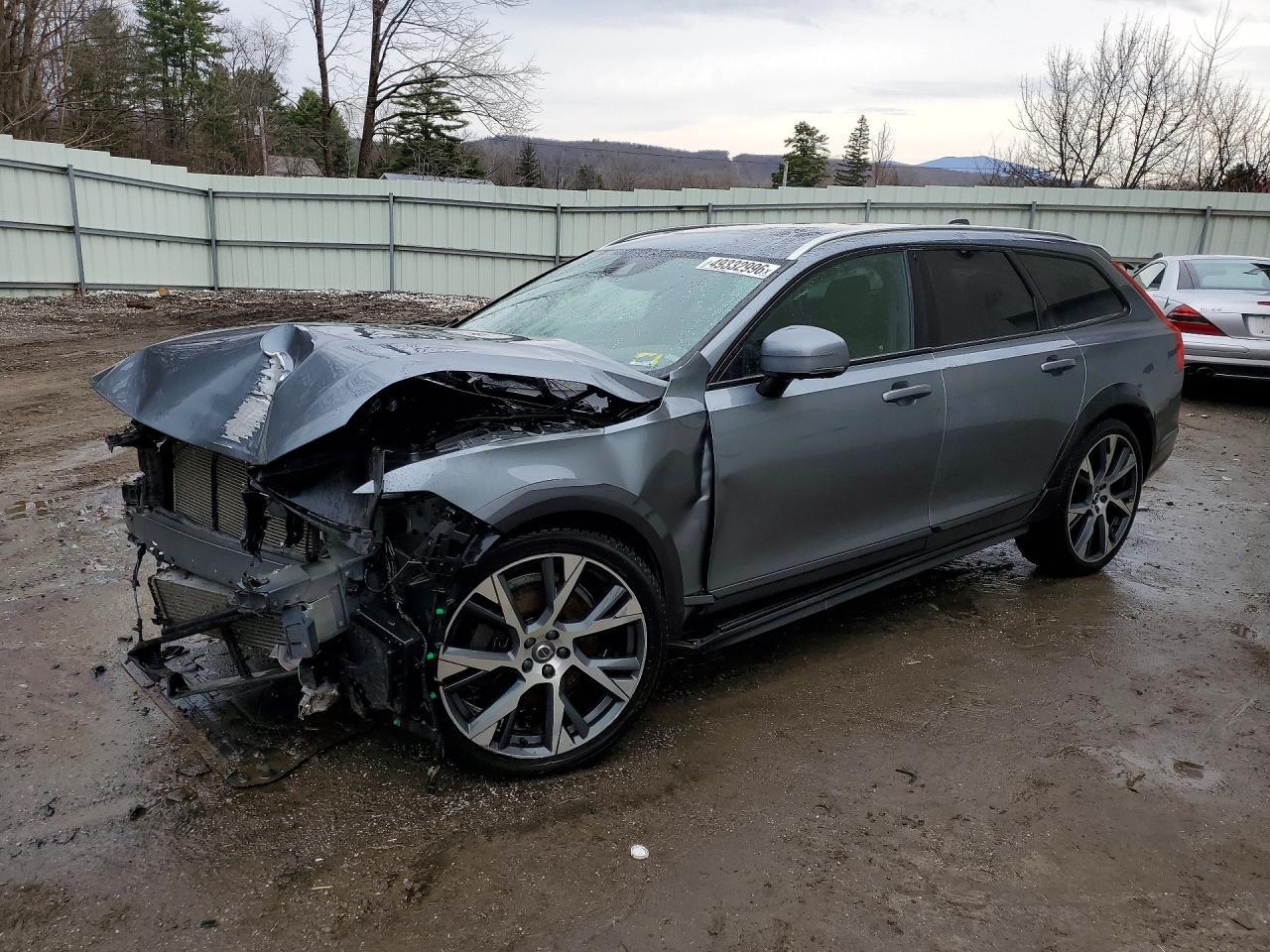 2020 Volvo V90 Cross Country T6 Inscription