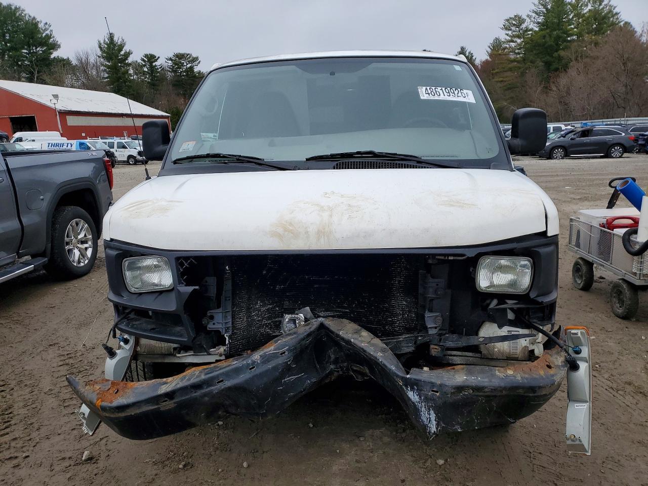 2011 Chevrolet Express G1500 - Image 5