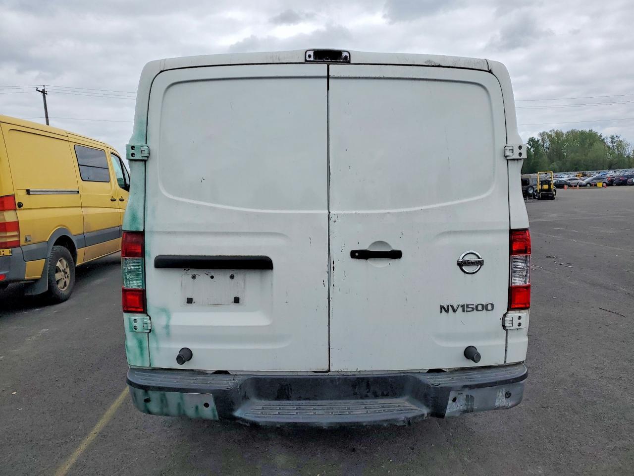 2012 Nissan Nv 1500 S - Image 6
