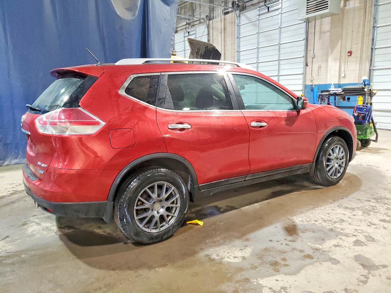 2015 Nissan Rogue S - Image 3